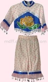 兒童演出服裝全鏈條服務 從加工制造到零售一站式供應